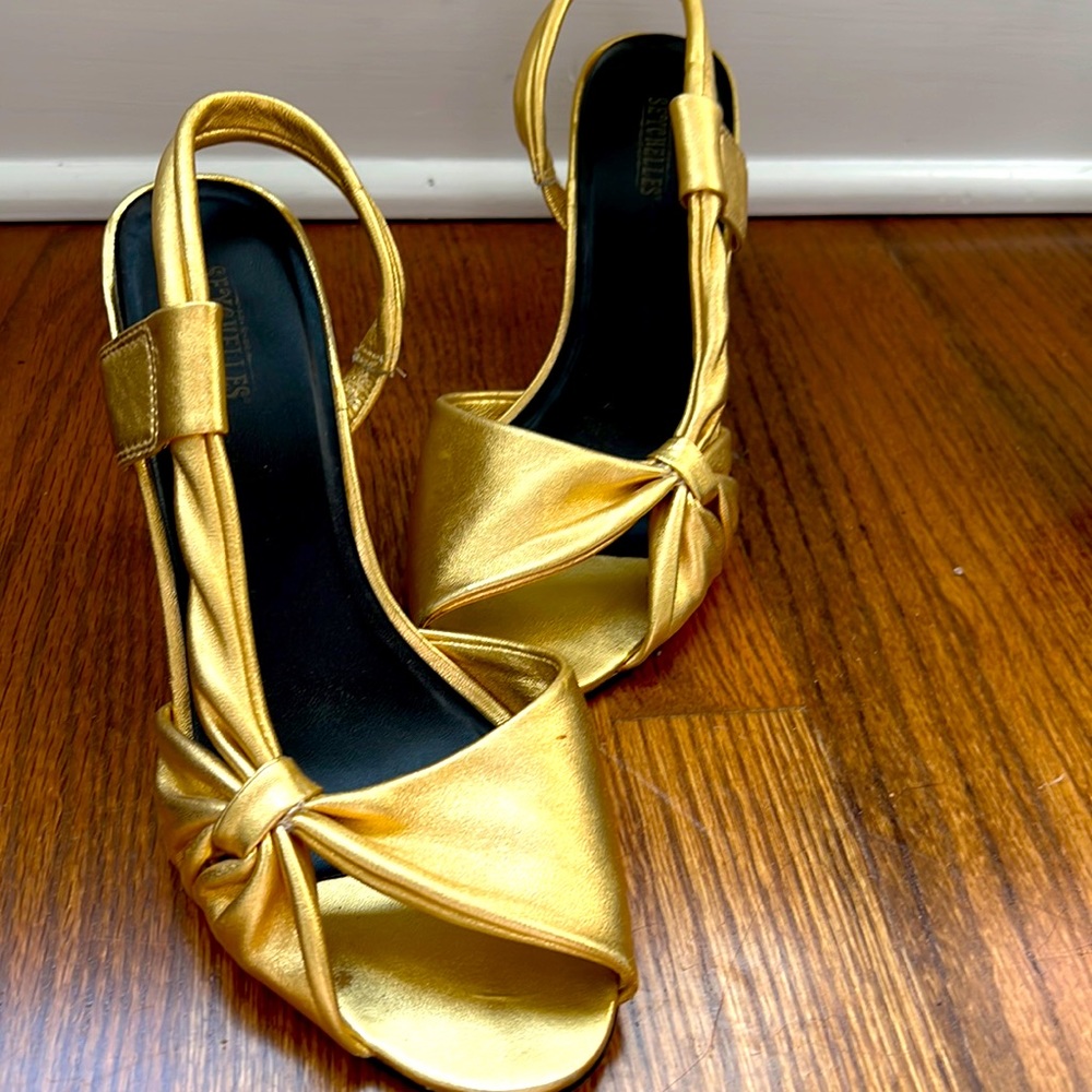 Seychelles heels